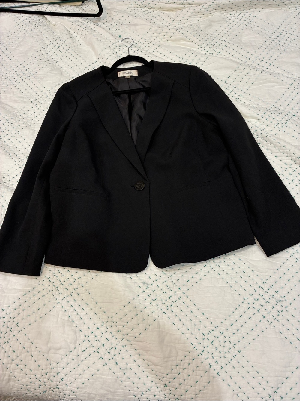 Like New |Jones Studio Collection Black Blazer | Size 14W | Classic Career - Picture 9 of 11